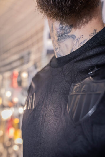 Camisa Feminina Atlético Mineiro All Black 2025 – Legado Alvinegro